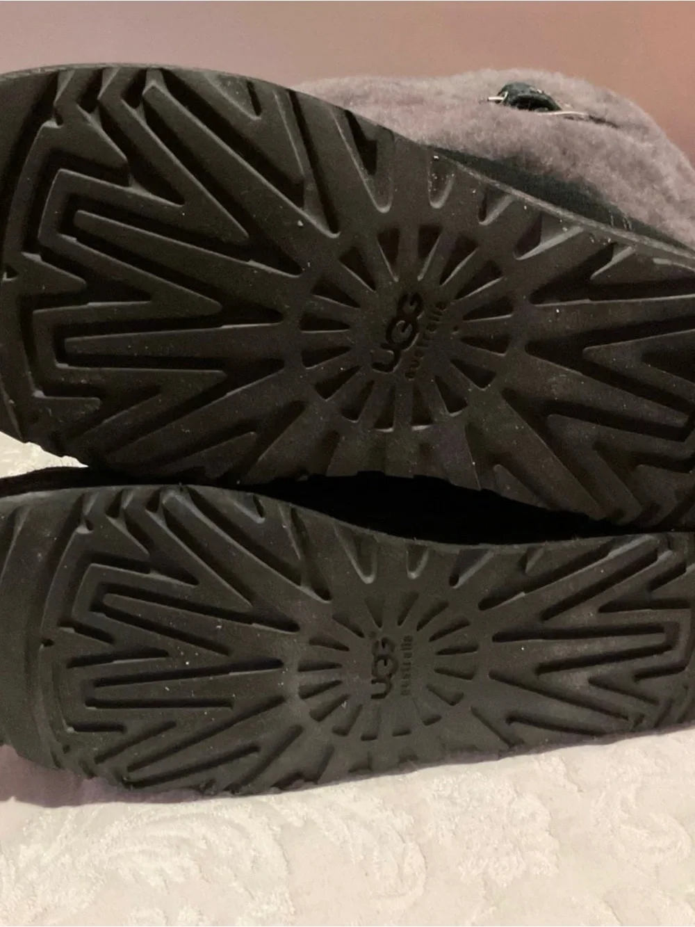 UGG  “Elle” Winter Boots Size 7